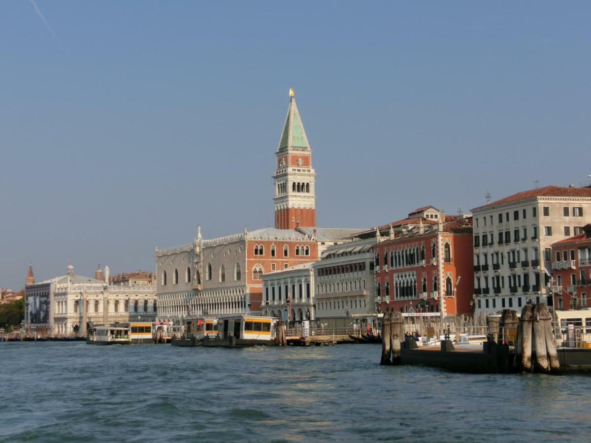 Appartement Classic Three Minutes From St Marc'S Square à Venise Extérieur photo