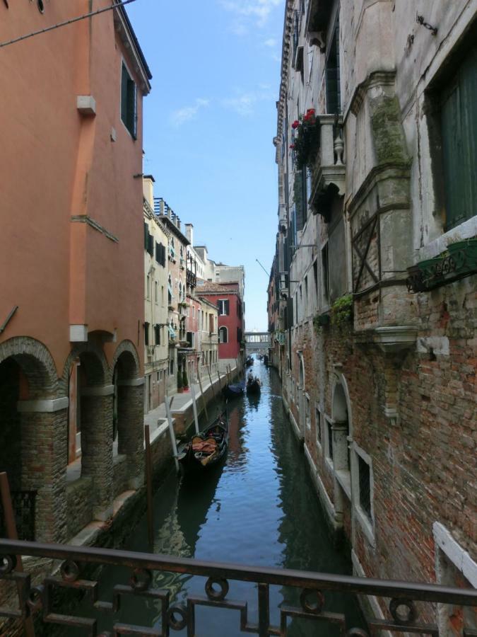 Appartement Classic Three Minutes From St Marc'S Square à Venise Extérieur photo